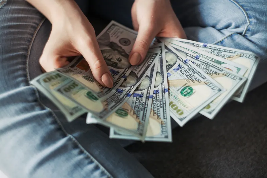 Instant Crypto Cash Advances